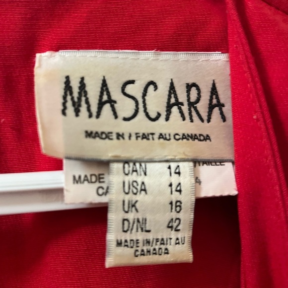 ⚪️ Mascara Elegant Red Women's Dress with Fun Detail and Gold Accents Size 14 - Picture 3 of 10